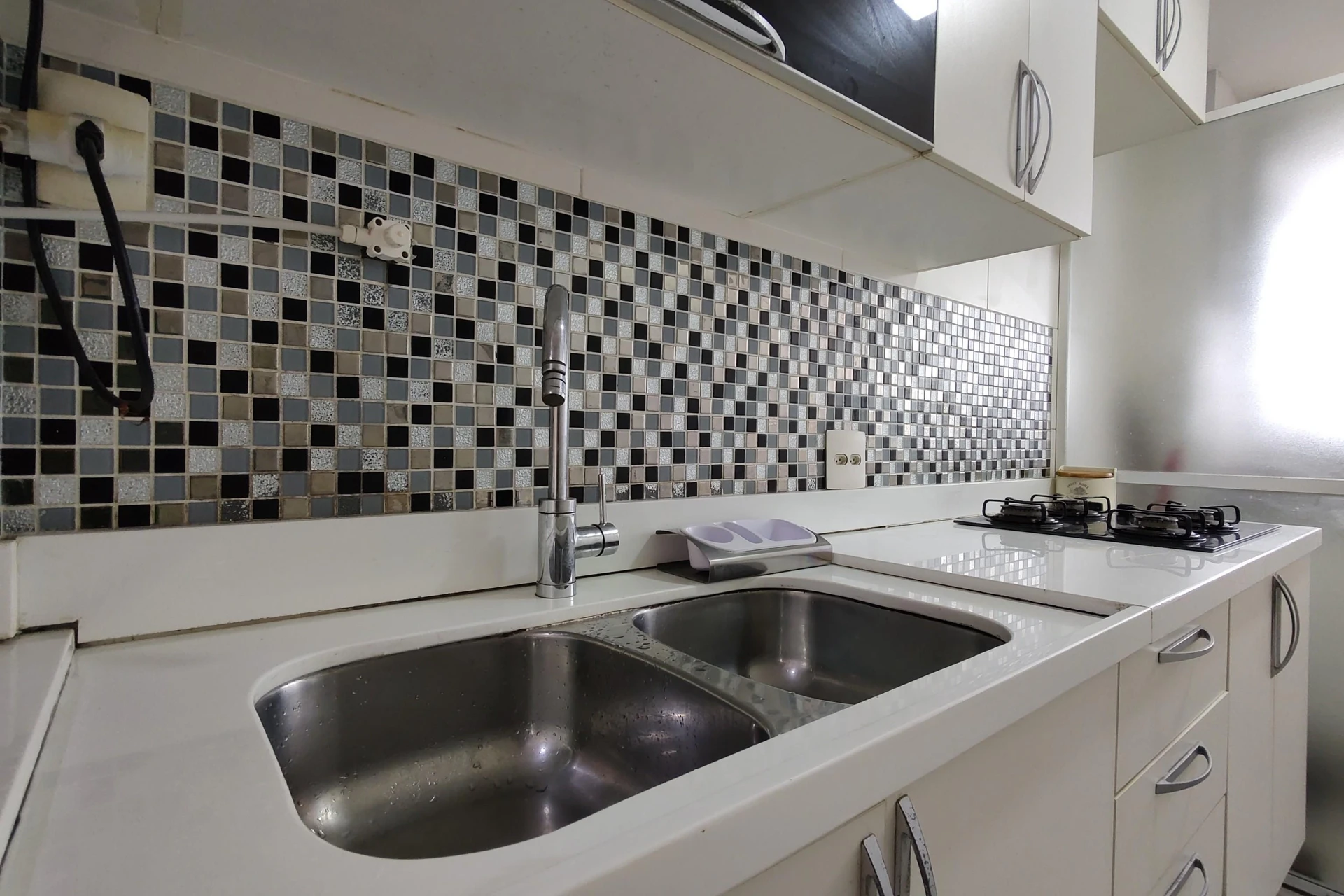 Furnished apartment with 3 bedrooms and 2 parking spots — photo 83