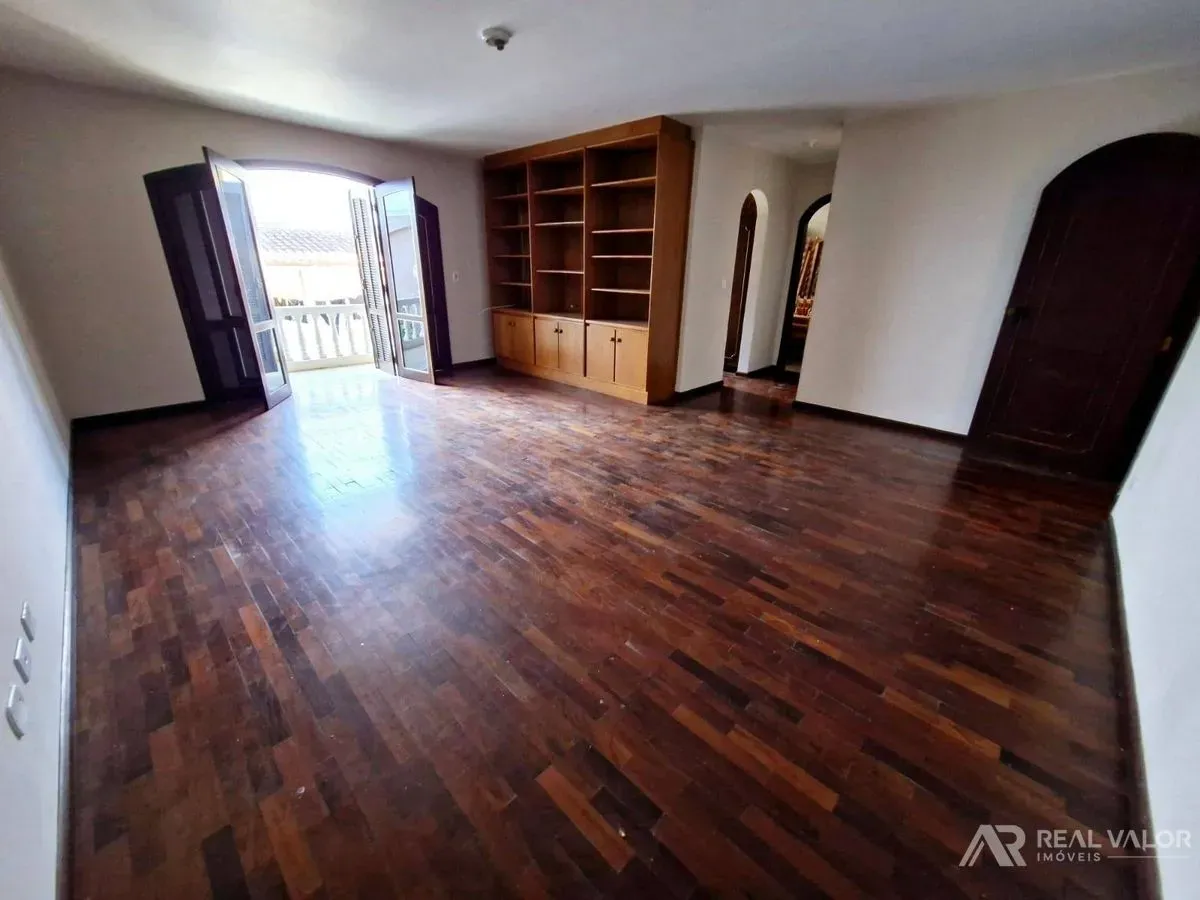Furnished house with 8 bedrooms and 510 m² — photo 9