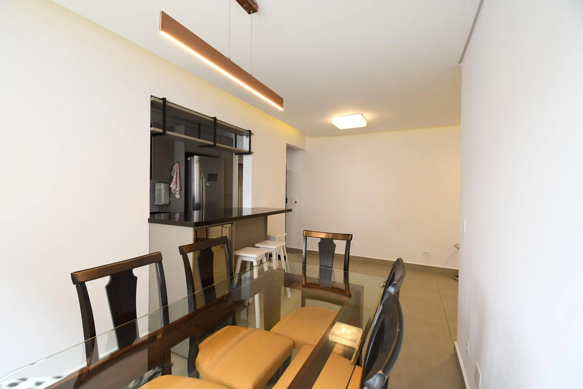 Furnished apartment, 76 m², with a walk-in closet — photo 9