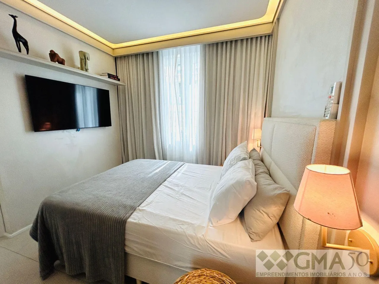 Furnished 2-bedroom apartment with open-plan kitchen — photo 10