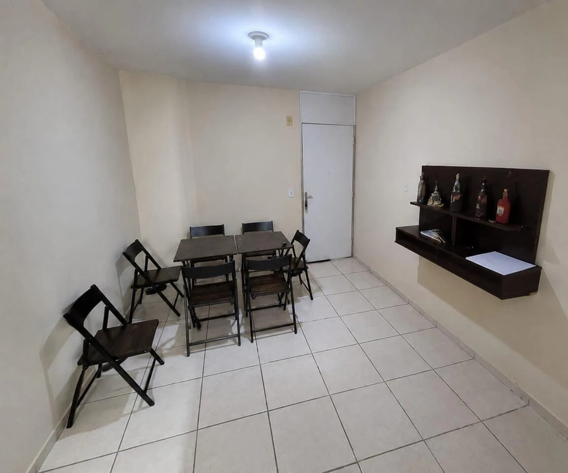 2-bedroom unfurnished apartment with gas kitchen — photo 8