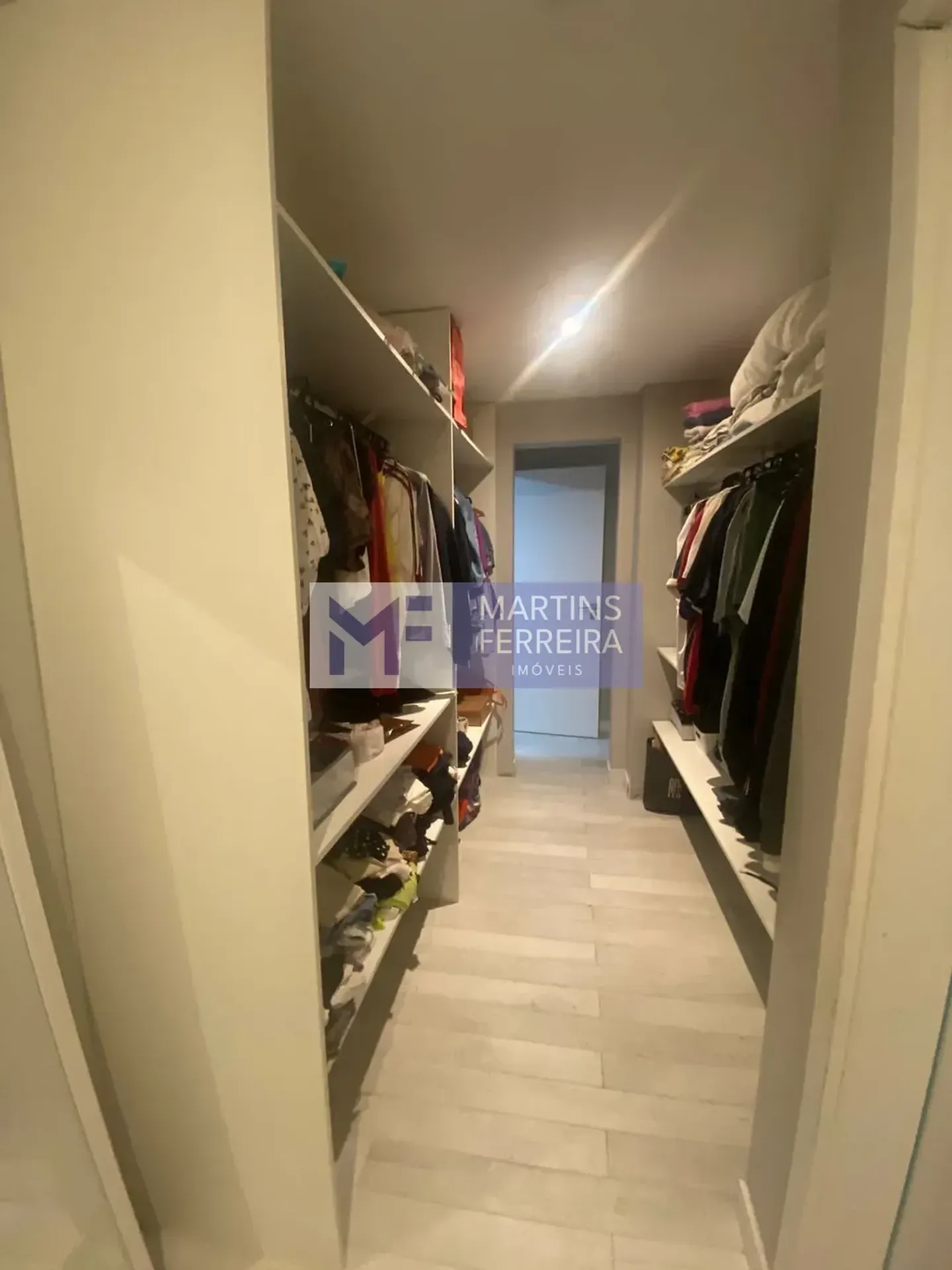 Duplex house with 5 en-suite bedrooms and open-plan kitchen — photo 19