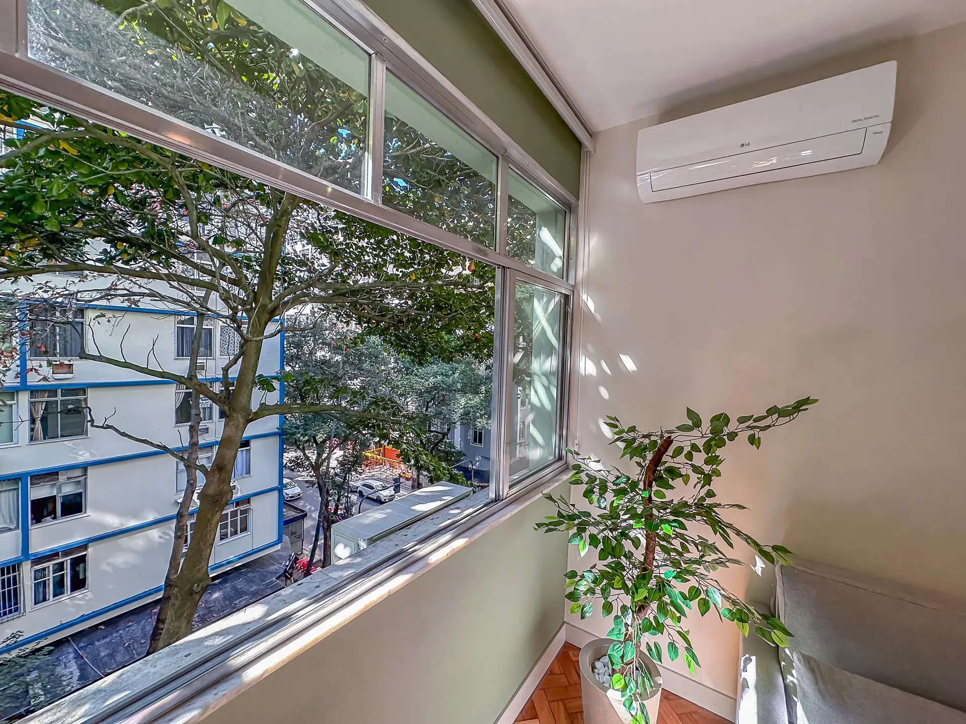 Furnished 45 m² apartment with 1 bedroom — photo 20