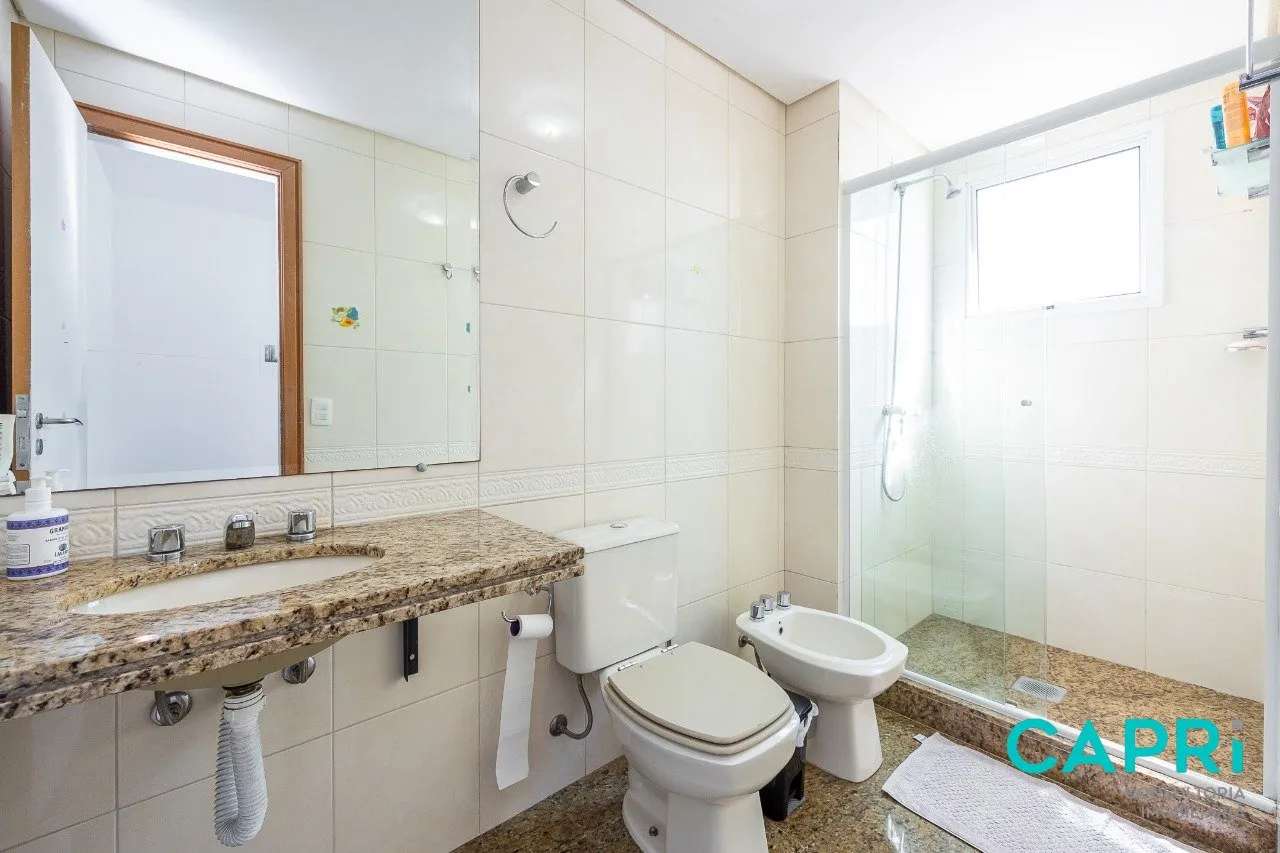 Furnished 318 m² apartment with 4 bedrooms and 3 parking — photo 78