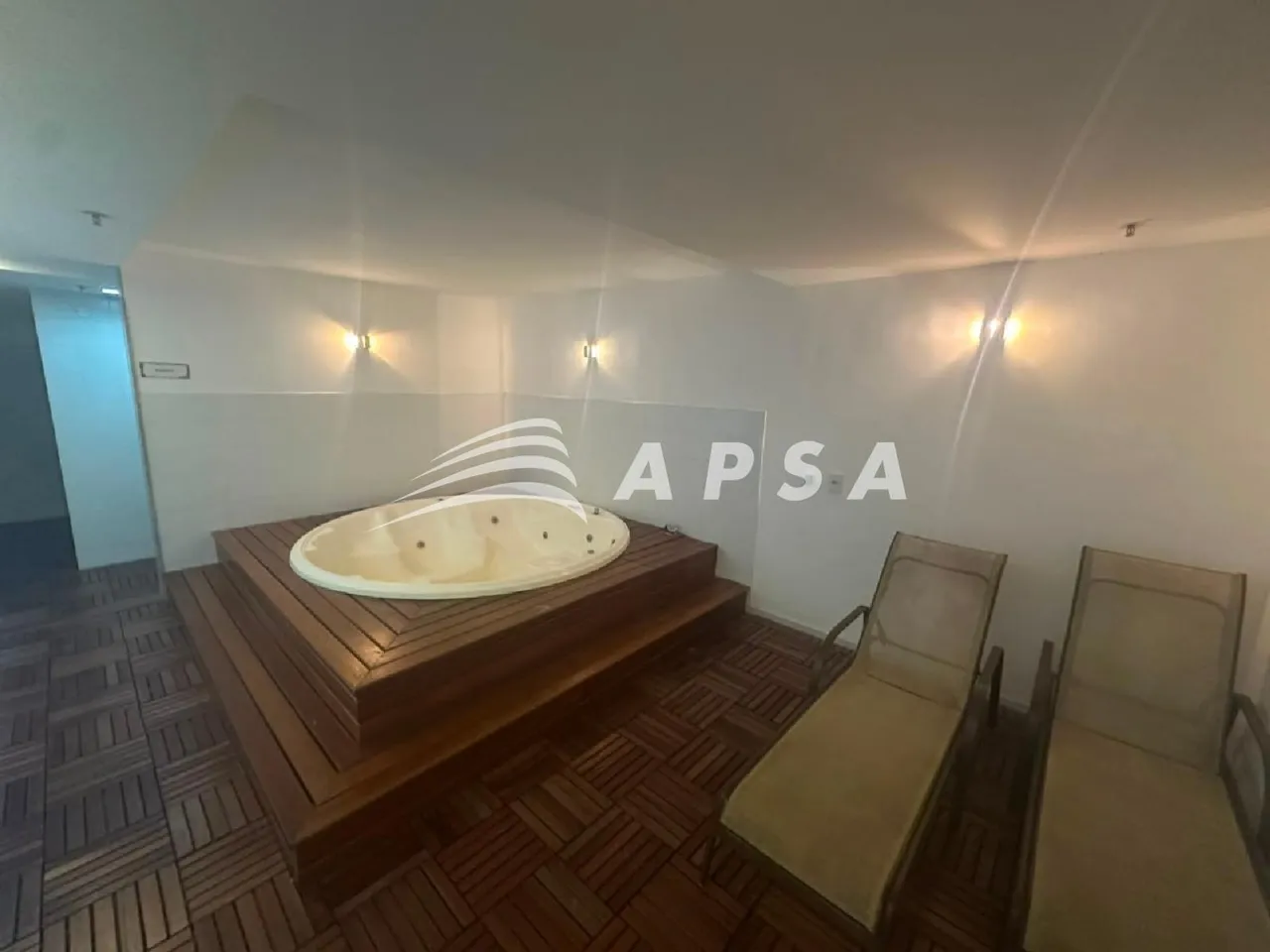 Furnished 1-bedroom apartment with a washing machine — photo 13