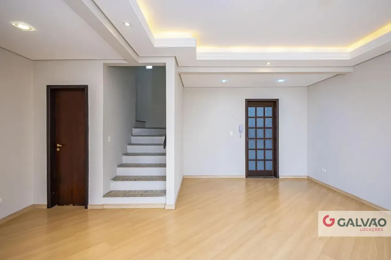 Furnished townhouse of 182 m² with 3 bedrooms and suite — photo 3