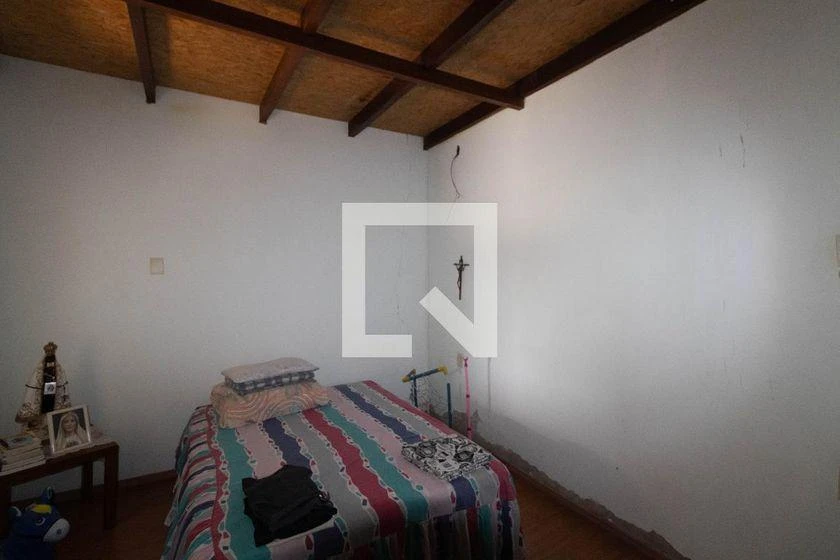 Furnished house with 4 bedrooms and 290 m² — photo 11