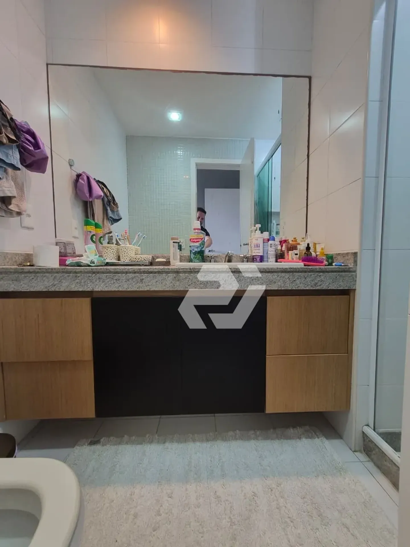 Furnished apartment, 233 m², with a walk-in closet — photo 30