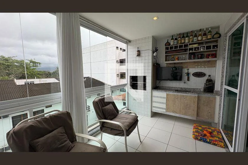 Furnished apartment, 100 m², with a grill on the balcony — photo 10