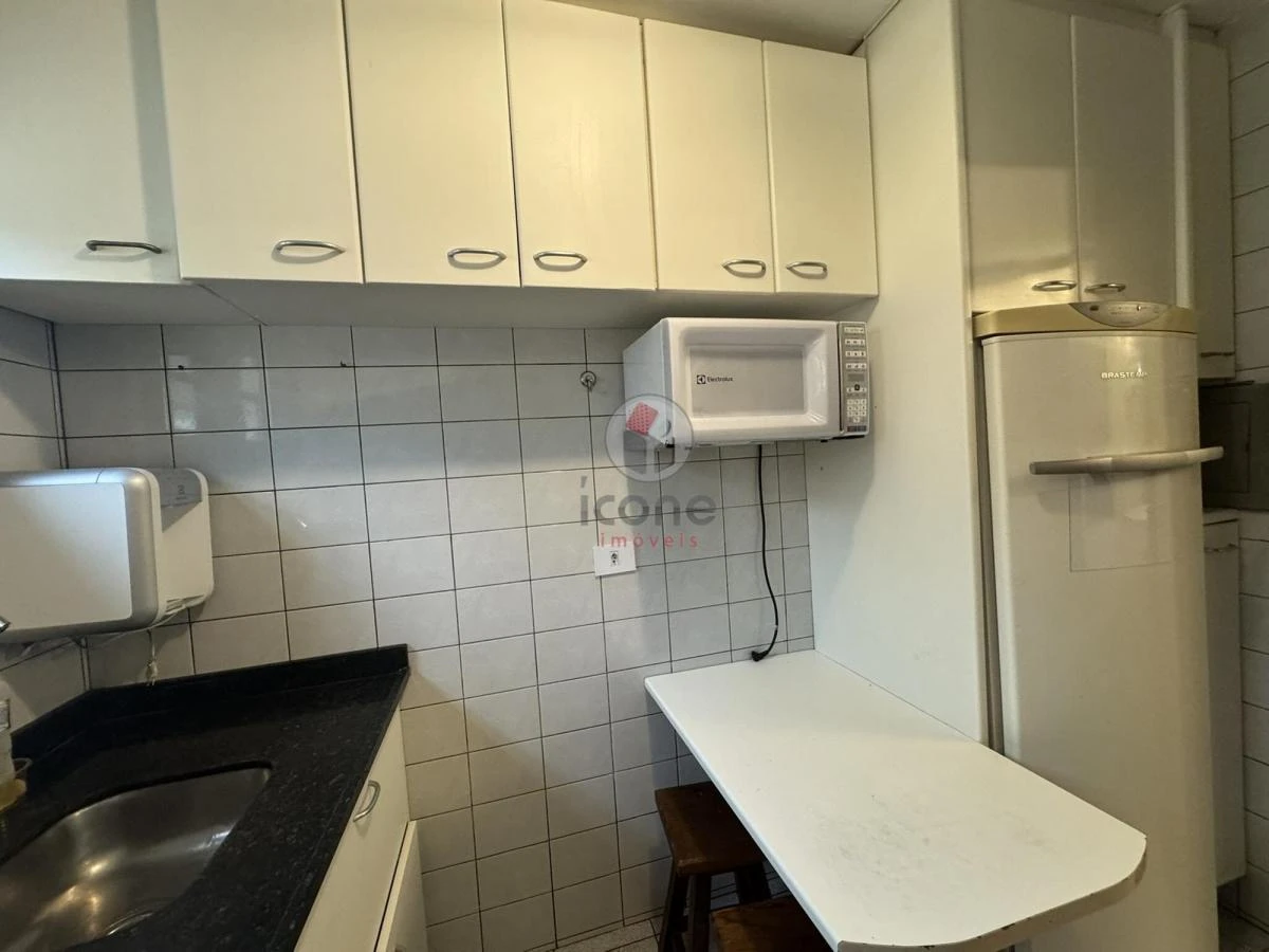 3-bedroom house with a bathtub in Curitiba — photo 11
