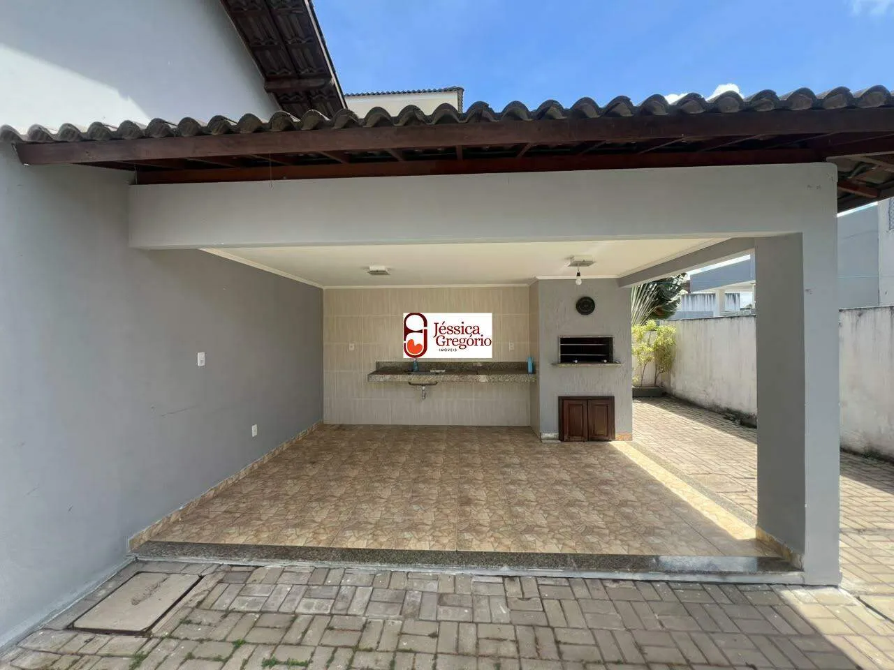 Сад и 4 спальни: дом 240 м² — photo 11