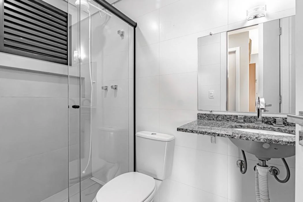 Пральна машина та 2 спальні: квартира 55 м² — photo 36