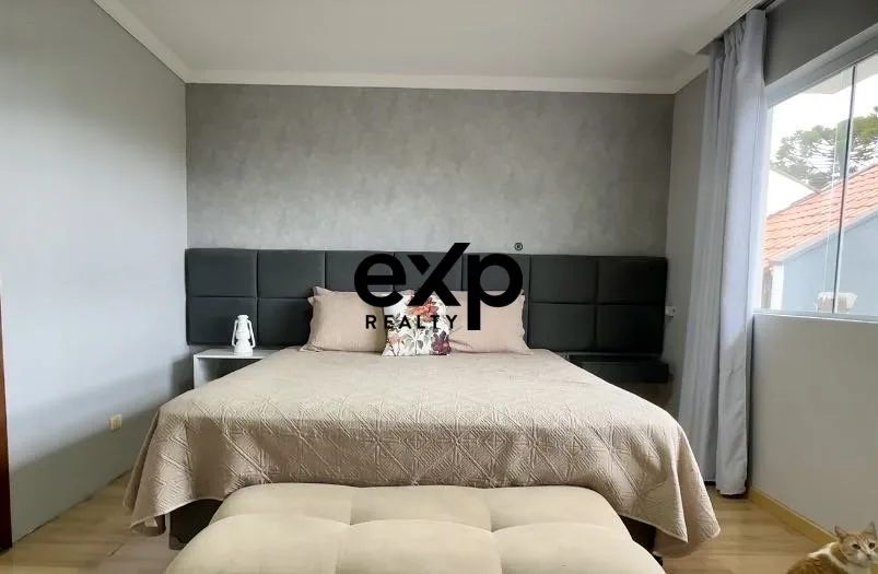 Rental house with 4 bedrooms and 3 bathrooms — photo 12