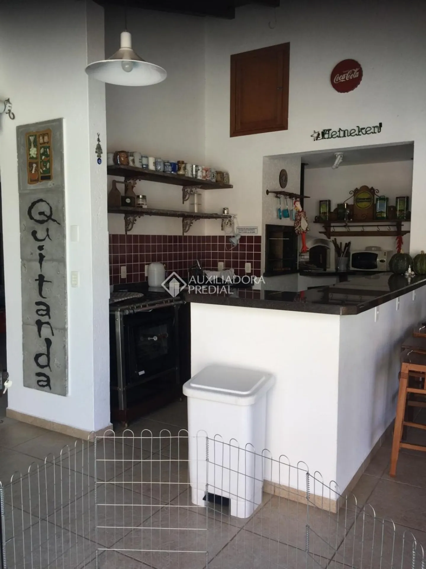 Furnished 350 m² house with an open-plan gas kitchen — photo 38