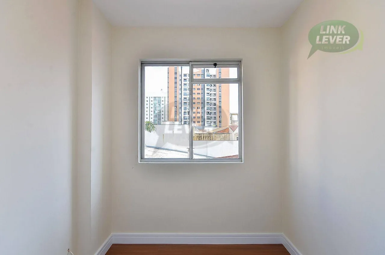 Studio apartment with 1 bedroom and 1 bathroom — photo 13