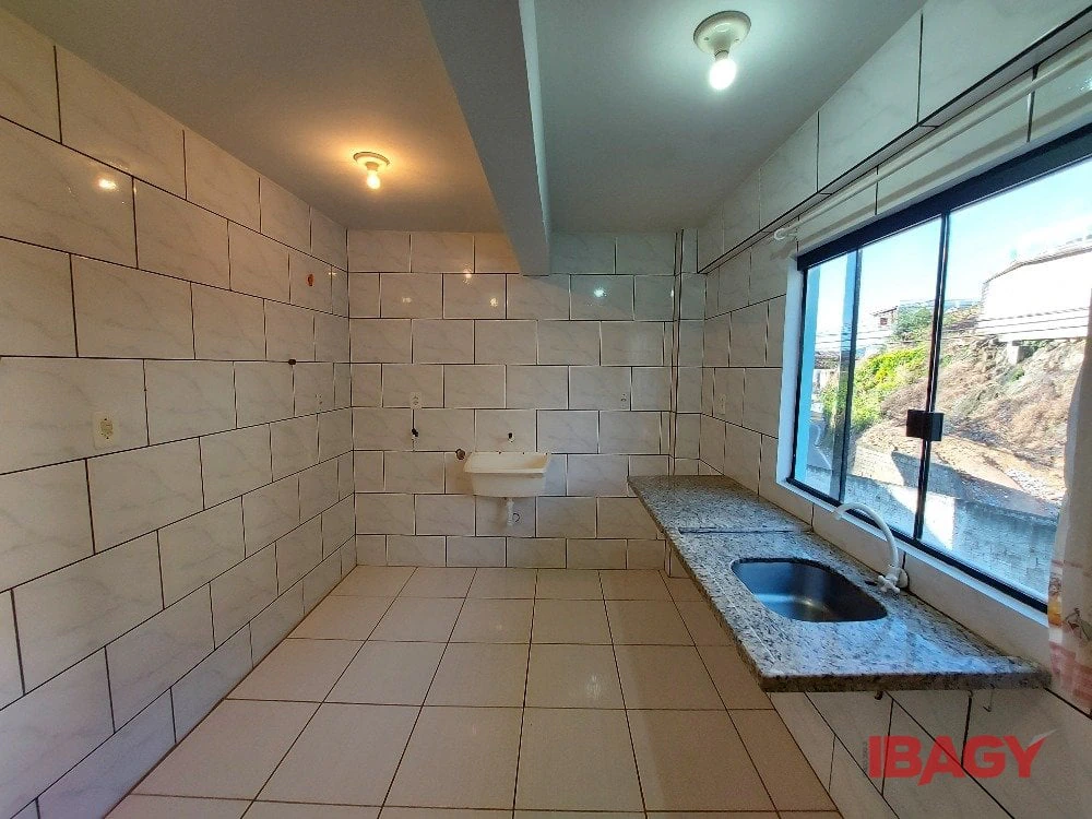2-bedroom apartment, 46 m² — photo 2