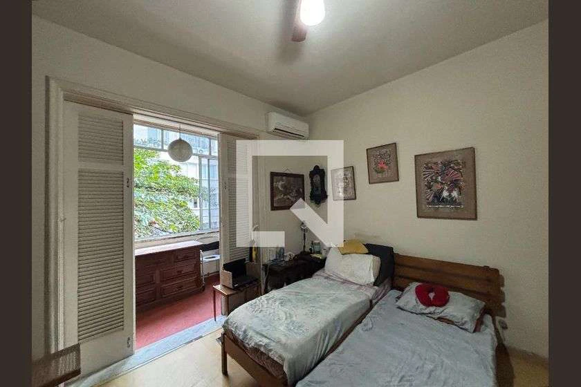 130 m² furnished apartment with 4 bedrooms and 2 baths — photo 11