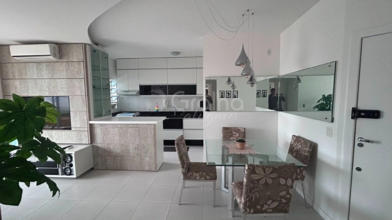 2-bedroom apartment with private BBQ — photo 4