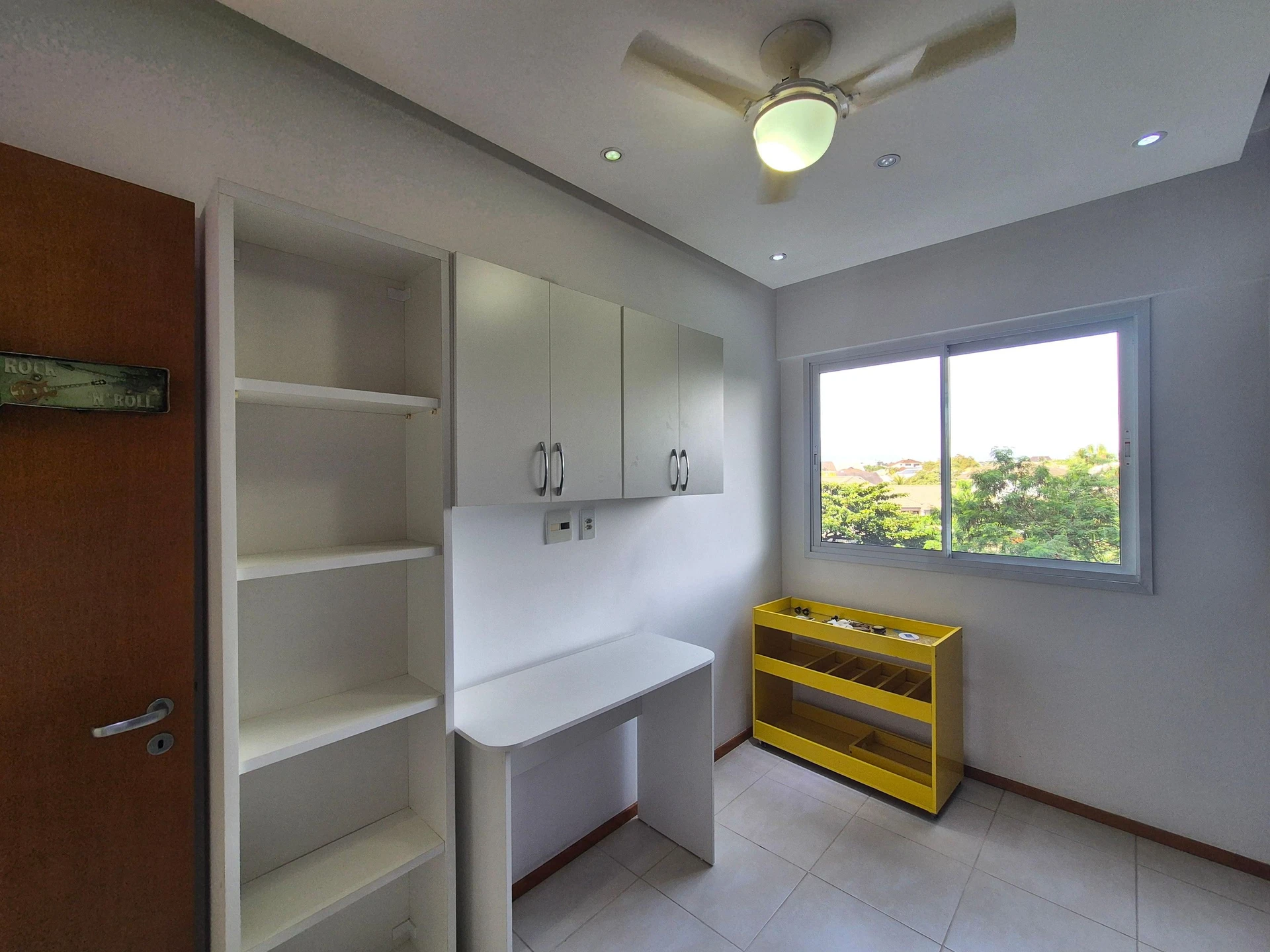 Apartment, 133 m², with a glass-enclosed balcony — photo 11
