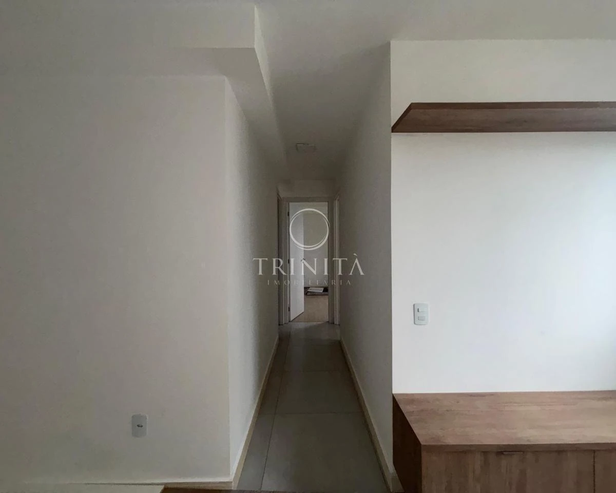 2-bedroom apartment with a mountain view — photo 14