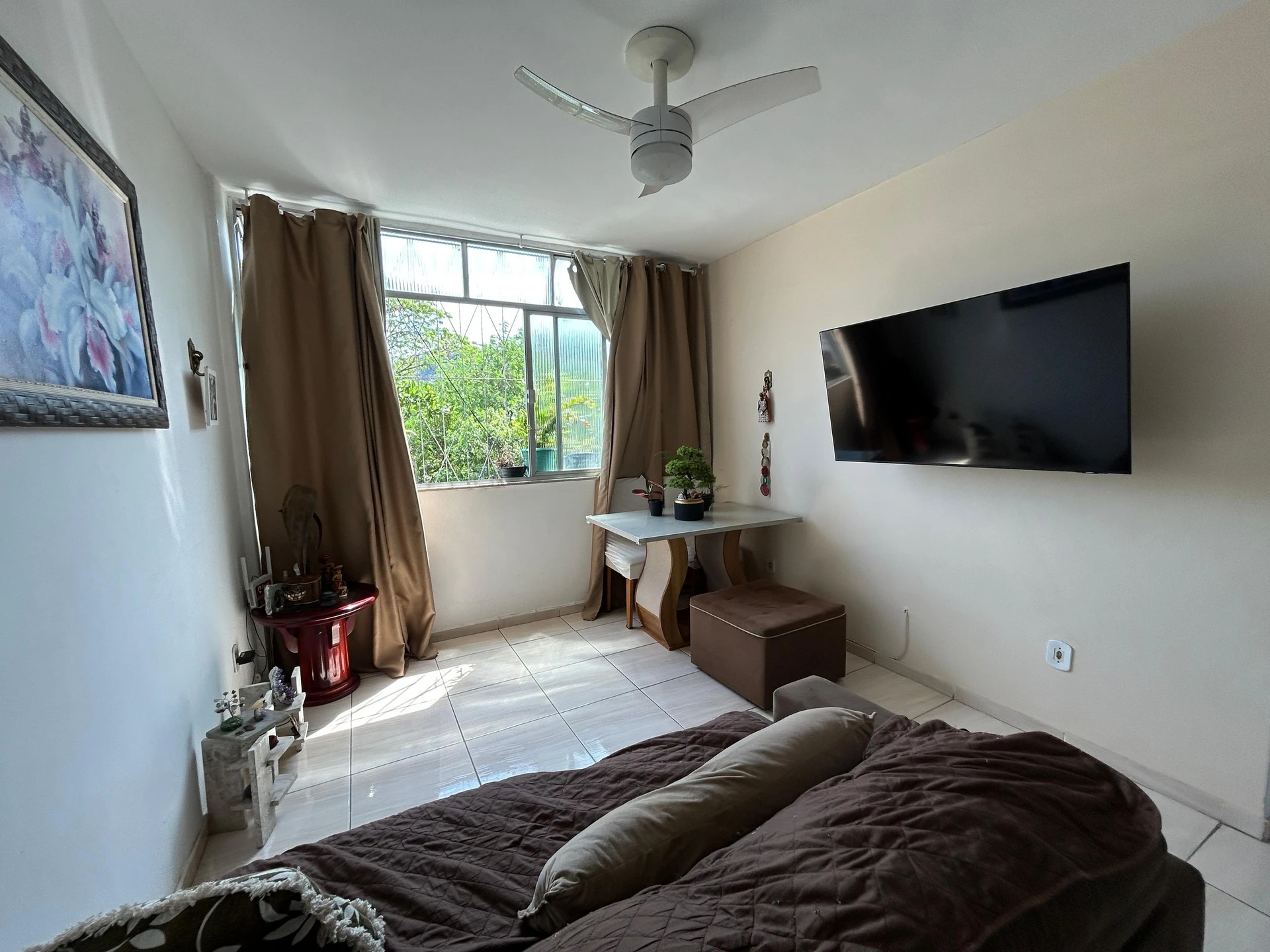 Mountain view in a 2-bedroom apartment, 44 m² — photo 14