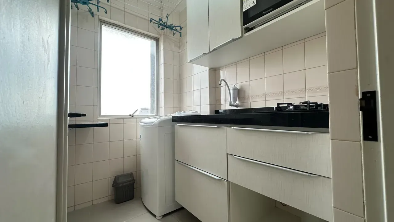 35 m² apartment with a washing machine and a home office — photo 3