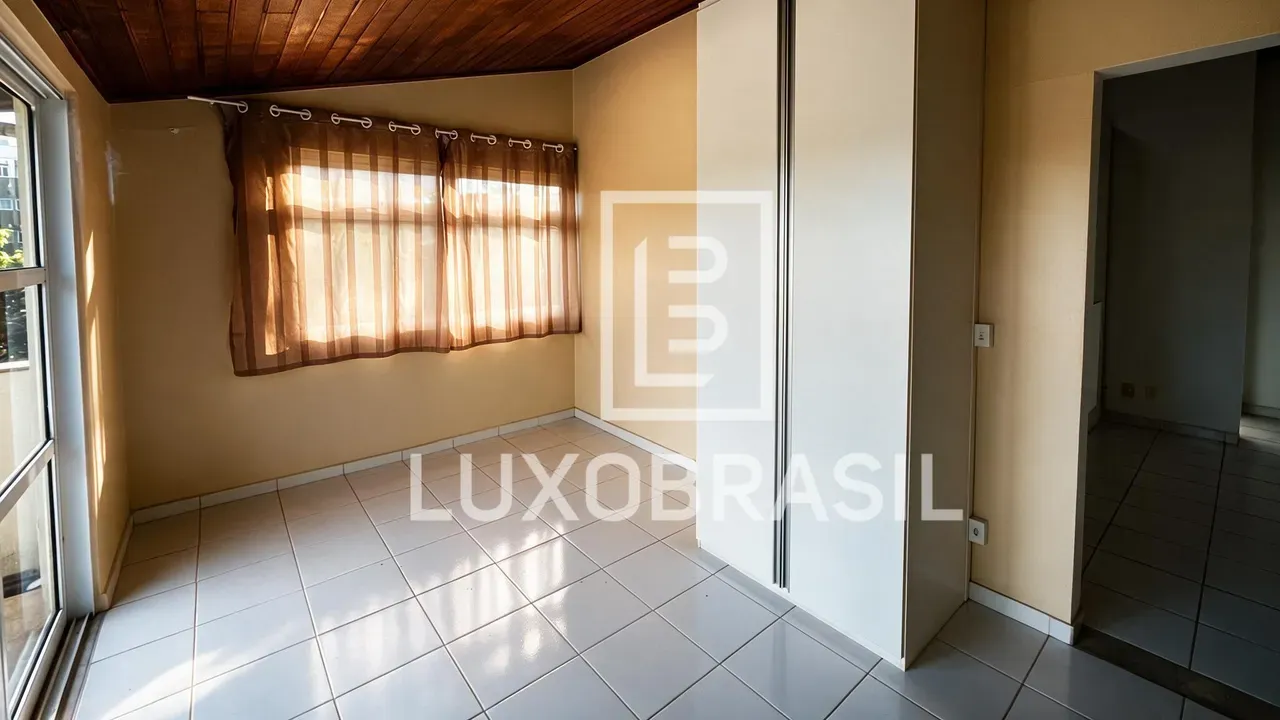 Furnished house with a private pool and 6 bedrooms — photo 20