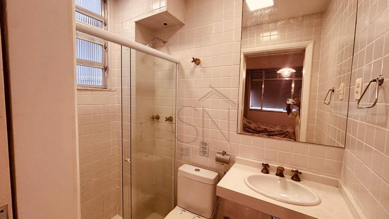 Furnished 2-bedroom apartment with 4 bathrooms — photo 17
