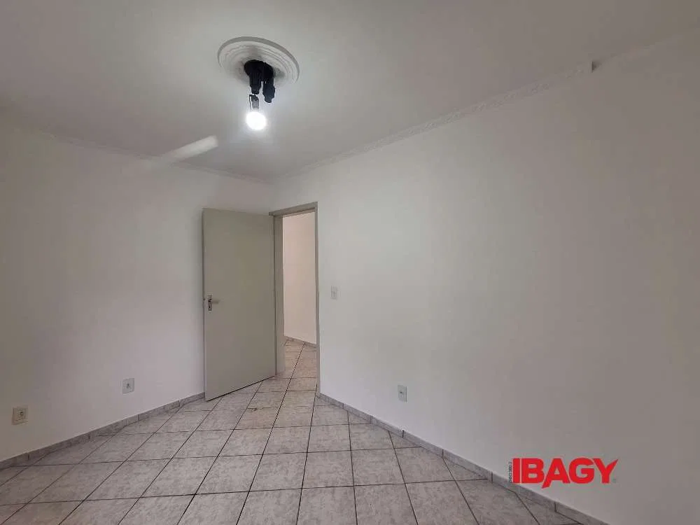 2-bedroom apartment, 43 m² — photo 18