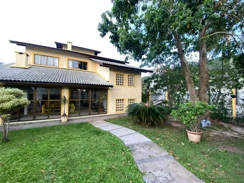 Меблированный дом 500 м² с 4 спальнями и 2 парковками — photo 18