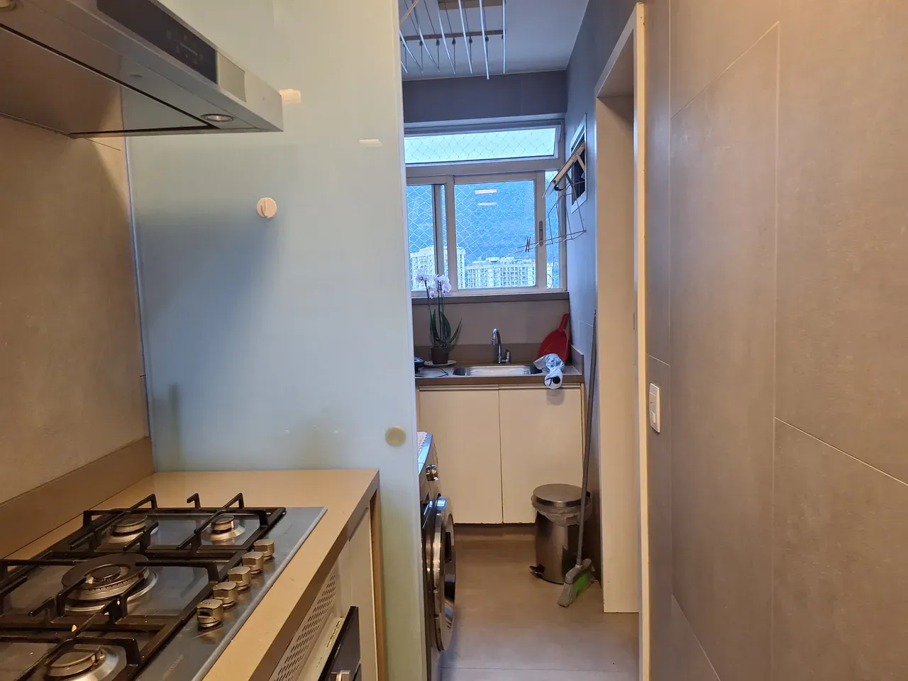 3-bedroom apartment with 3 bathrooms, well kept — photo 27