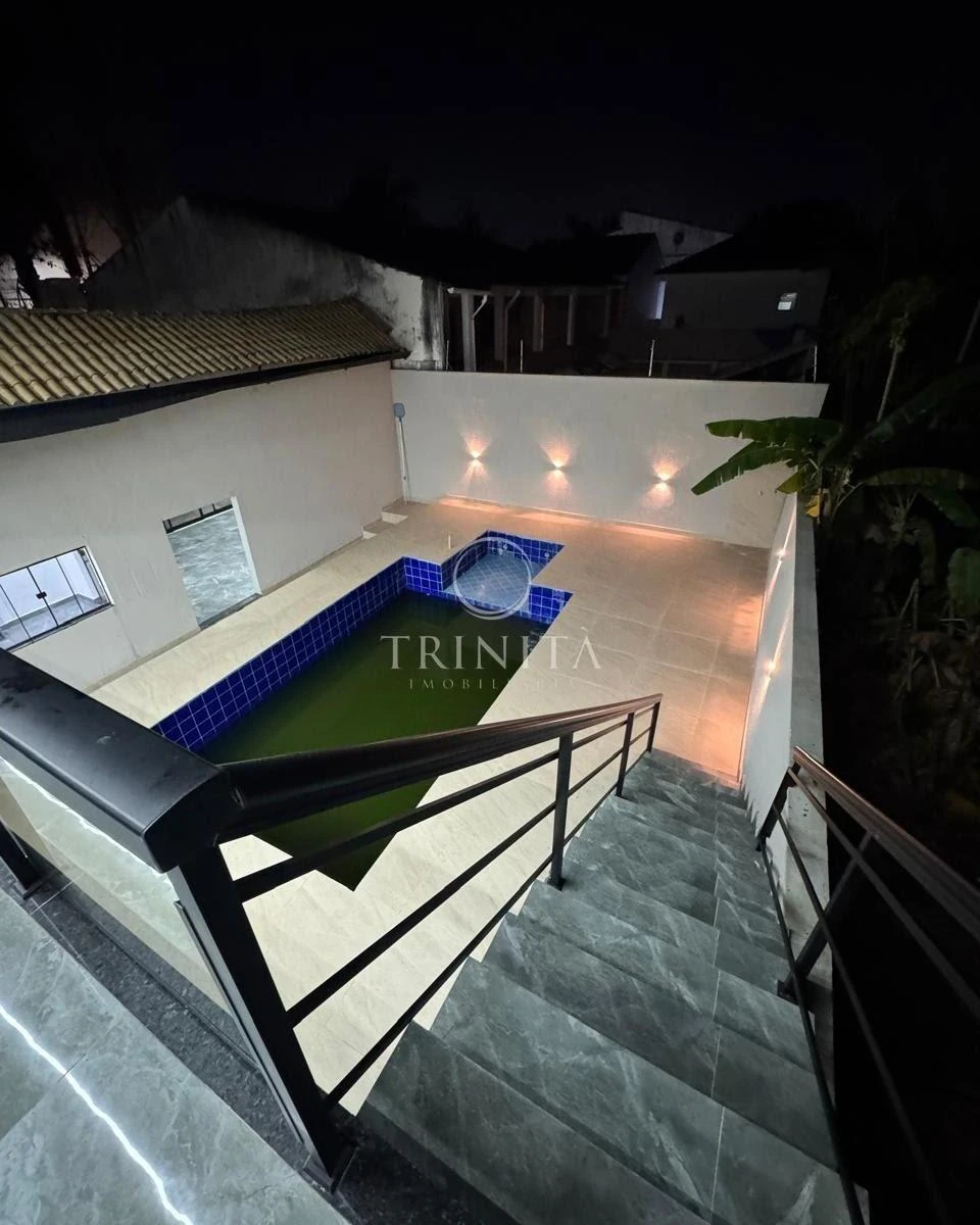 6-bedroom house, 3 with their own bathrooms, 350 m² — photo 37