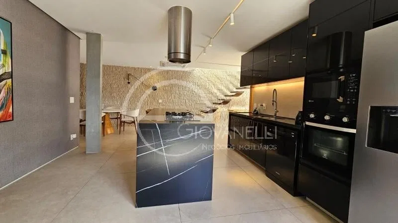 Мебльована квартира з 4 спальнями, 5 ванними і 4 місцями — photo 6