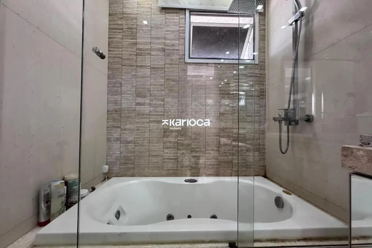 Cobertura de 200 m² com 3 quartos e varanda fechada — photo 18