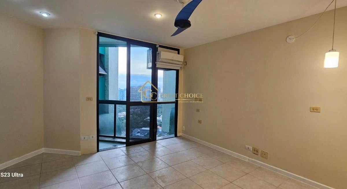 Дуплекс-пентхаус 200 м² з 3 спальнями-сюїтами — photo 26