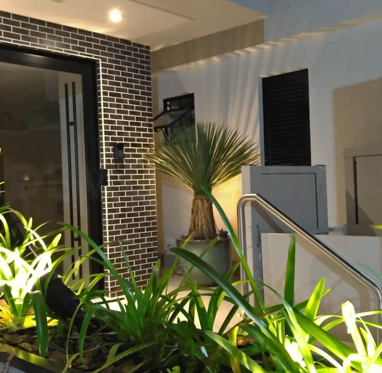 Furnished 28 m² apartment with 1 bedroom and balcony — photo 13