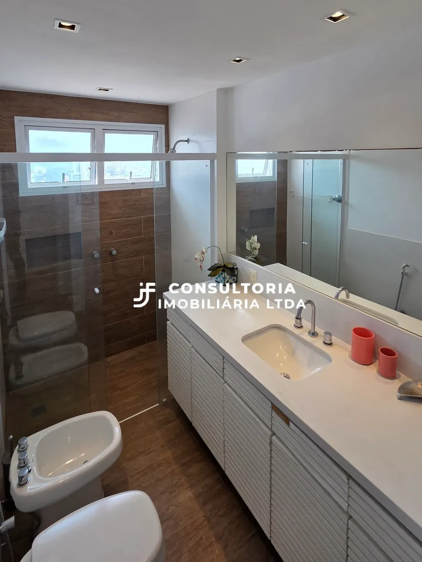 Apartamento mobiliado de 1 quarto com máquina de lavar — photo 13