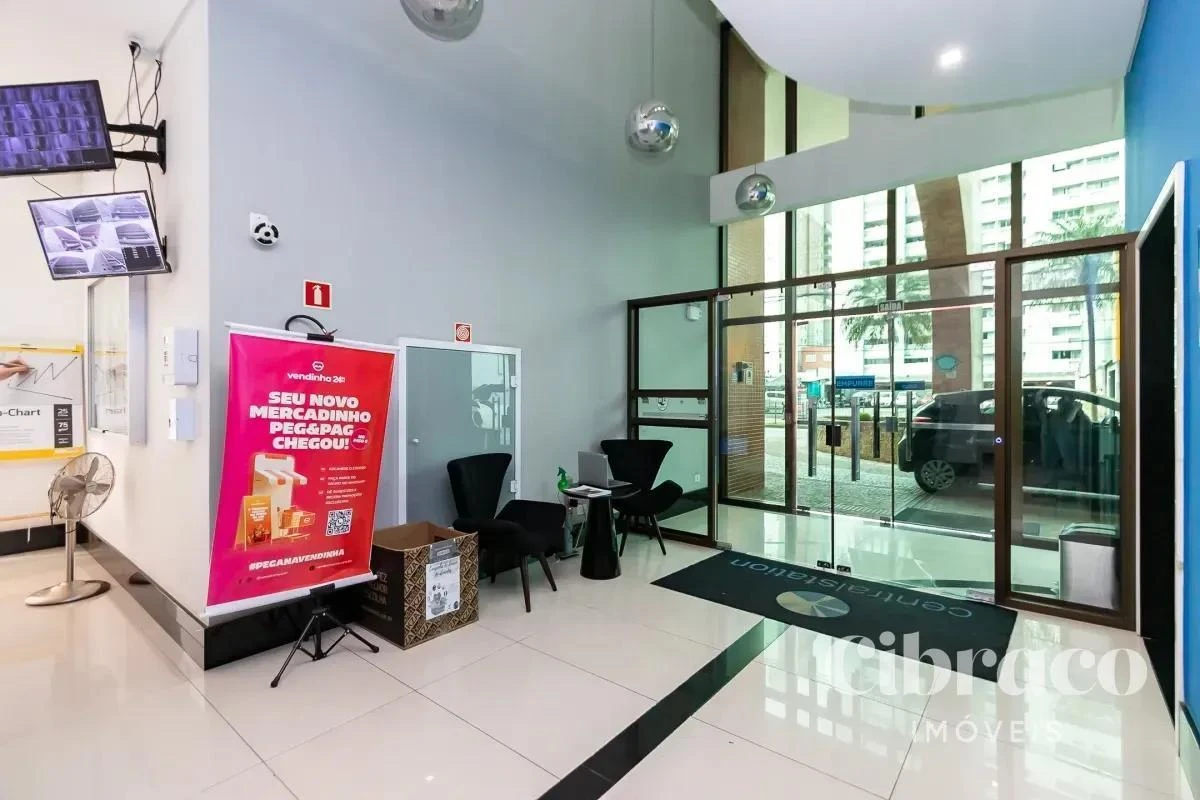 One-bedroom apartment with a washing machine in Curitiba — photo 17