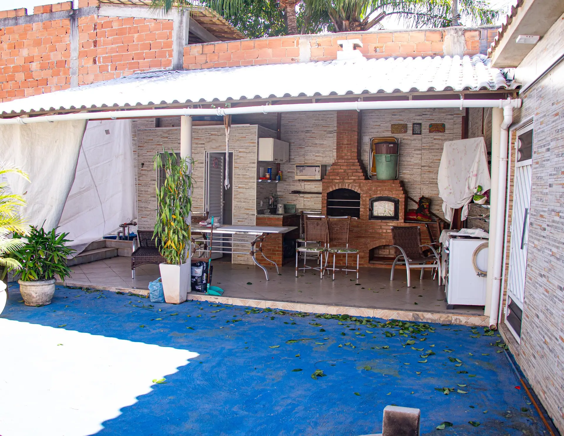 Casa mobiliada com 3 quartos, 5 banheiros e jardim — photo 47