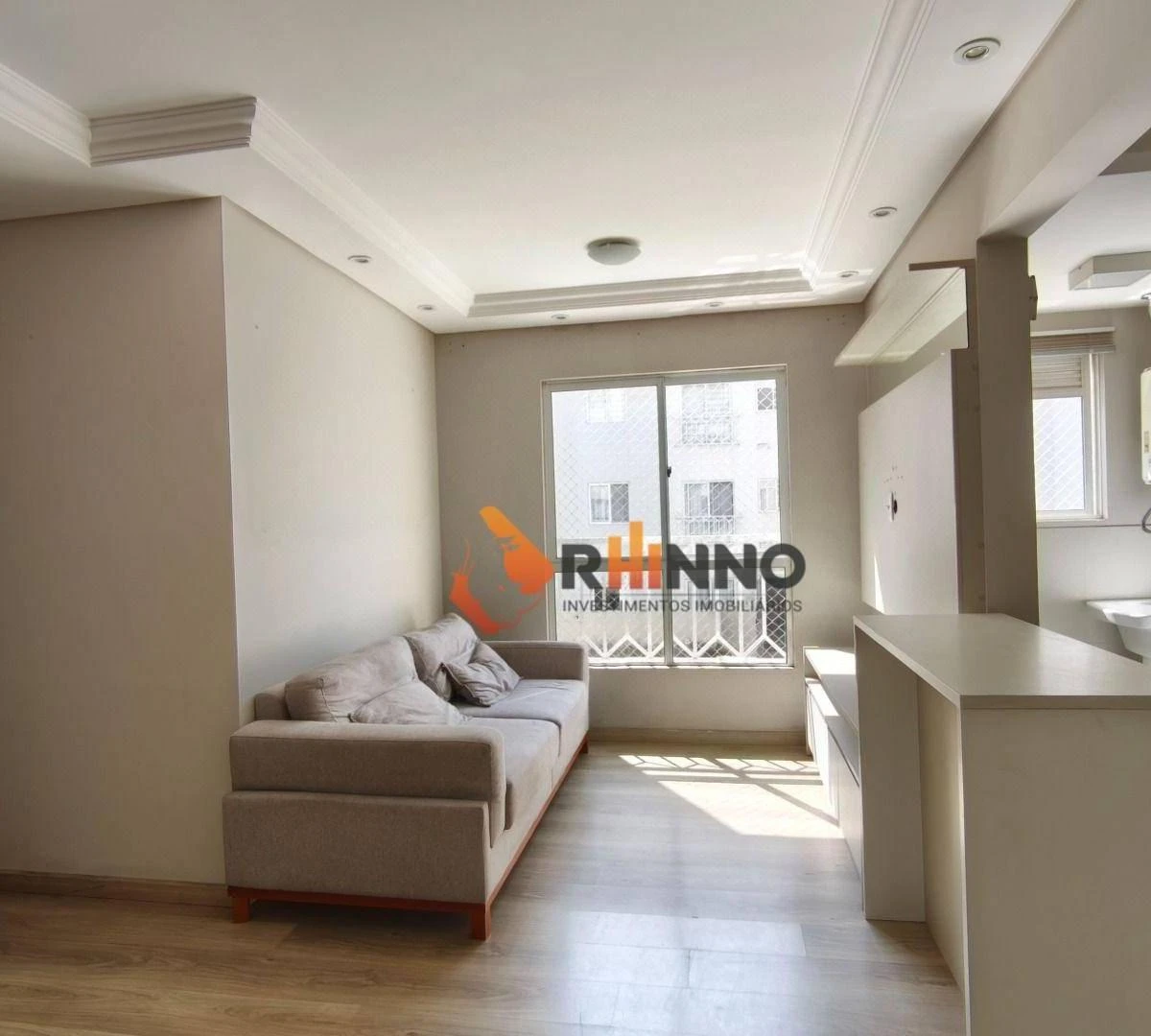 Apartamento com piso de madeira ou laminado, Capão Raso