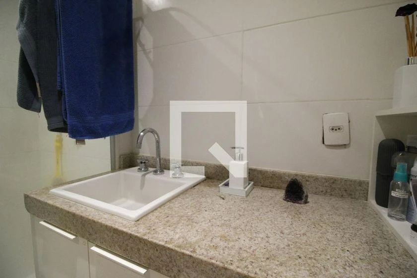 Dishwasher in a one-bedroom apartment, 78 m² — photo 21