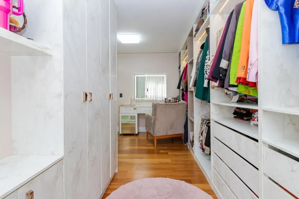 4 en-suite bedroom house with 5 parking spaces — photo 23