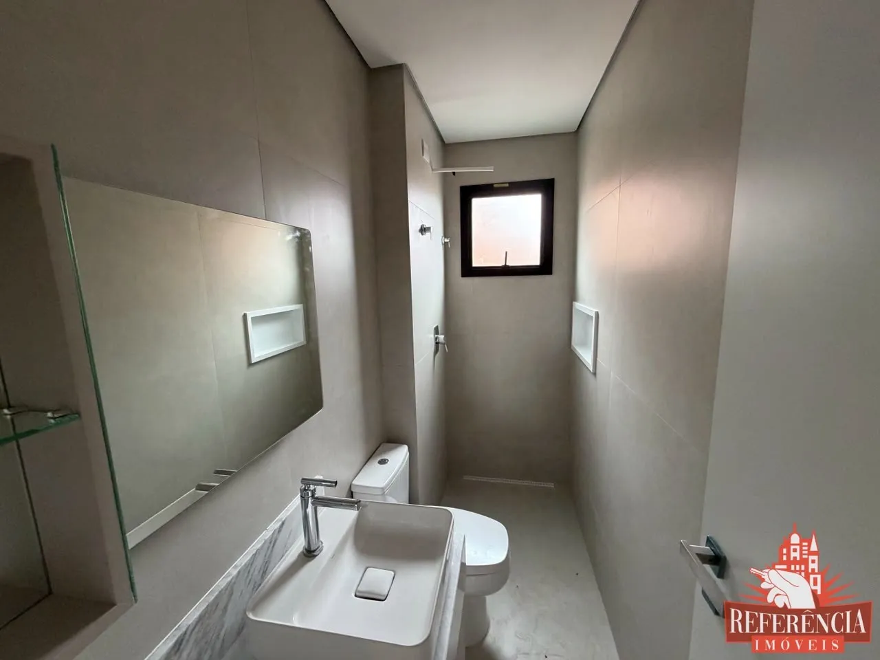 Condominium house with 3 bedrooms and open-plan kitchen — photo 19