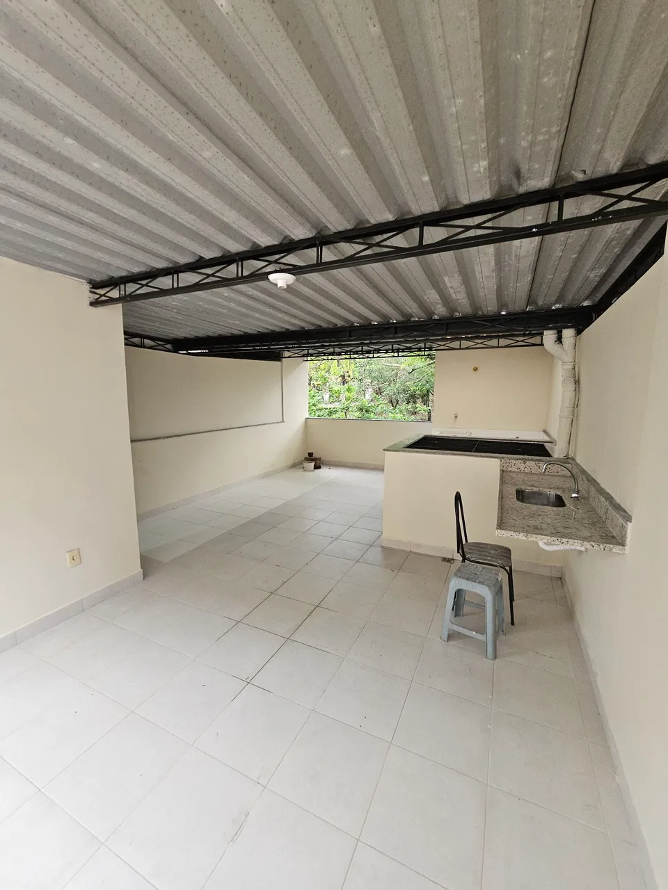 Unfurnished house with 2 bedrooms and 3 bathrooms — photo 13