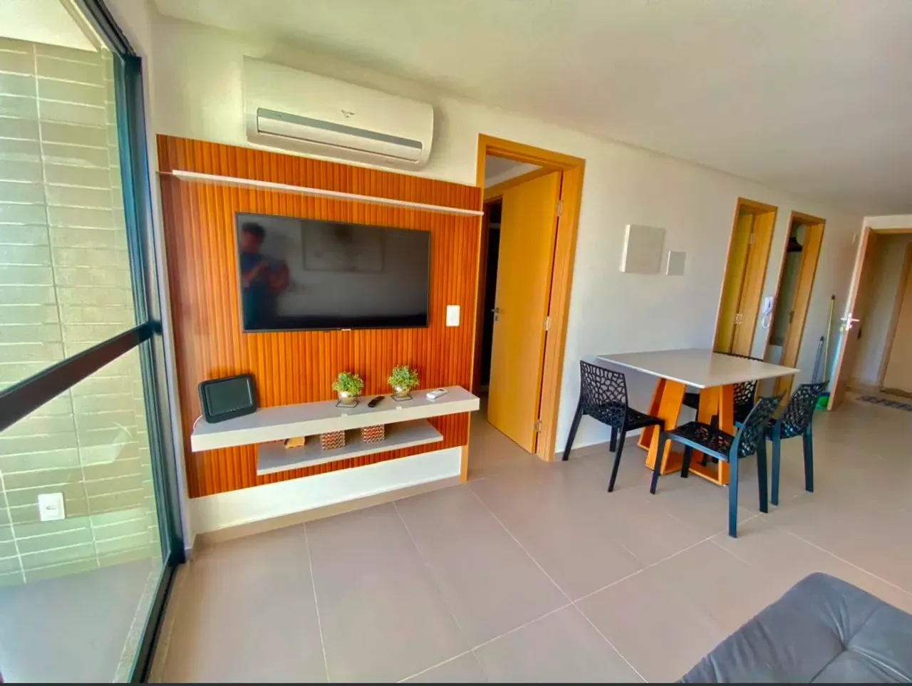 Apartamento mobiliado com 2 quartos e varanda com churrasqueira — photo 13