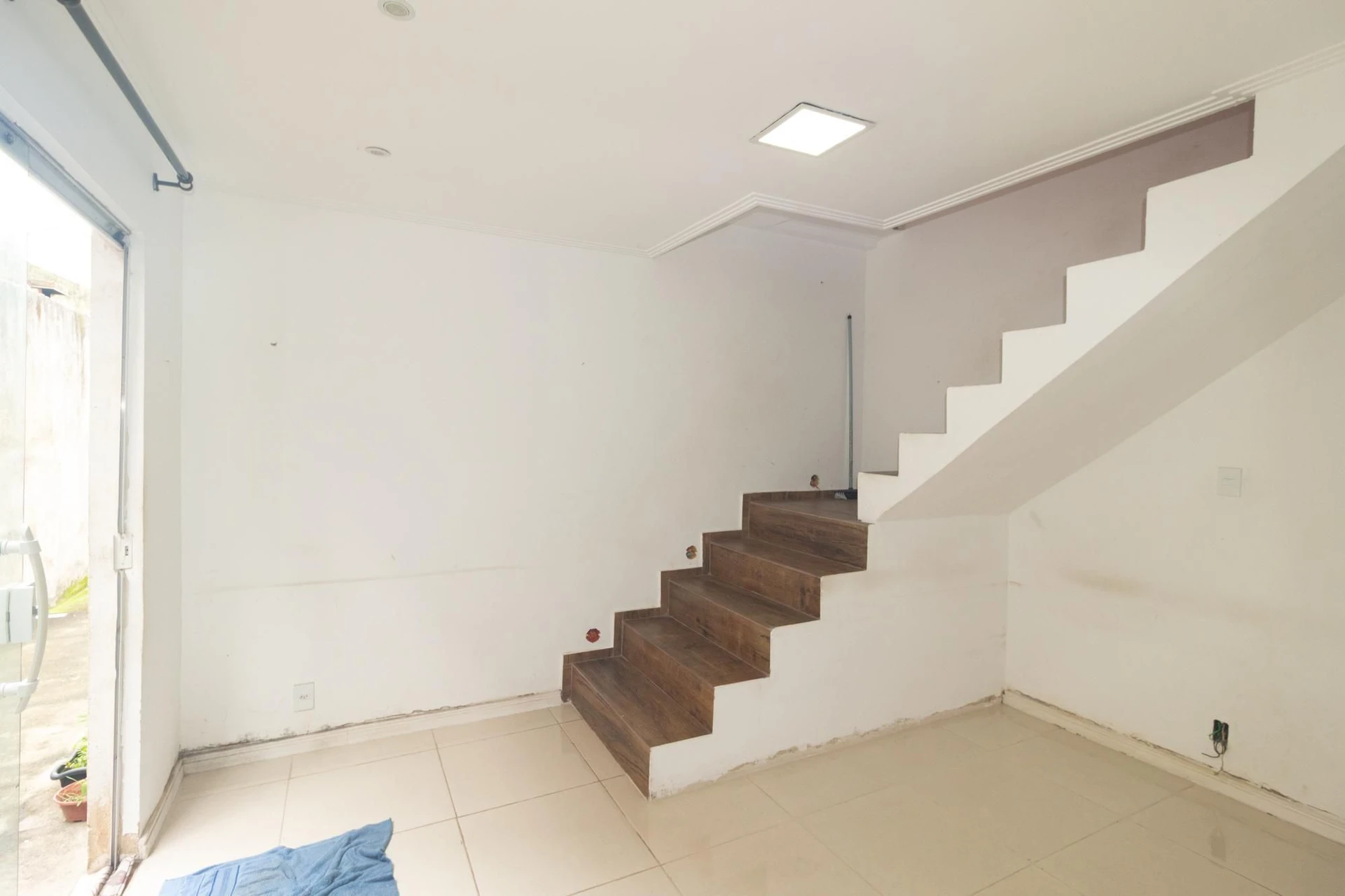 Rental house with 3 bedrooms and a private garden — photo 31