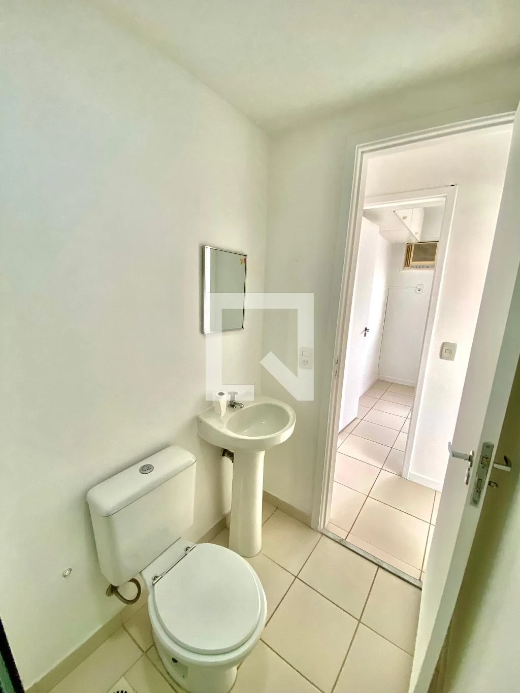 Apartamento de 2 quartos em condomínio com piscina — photo 46