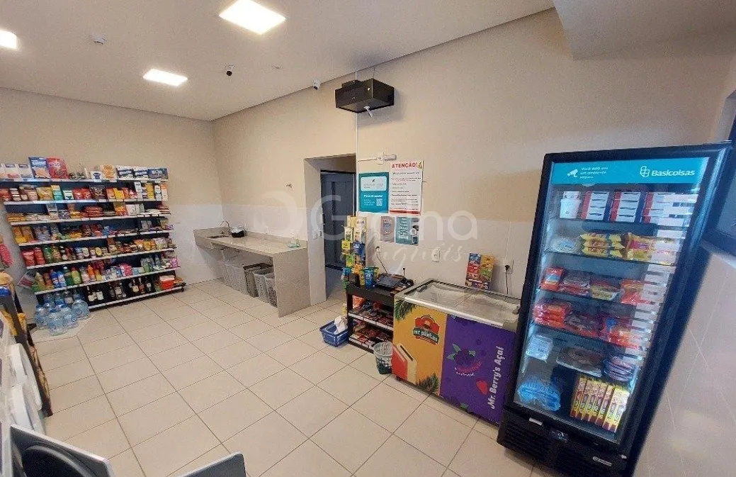 Меблированная студия с кухней открытой планировки, 73 м² — photo 26