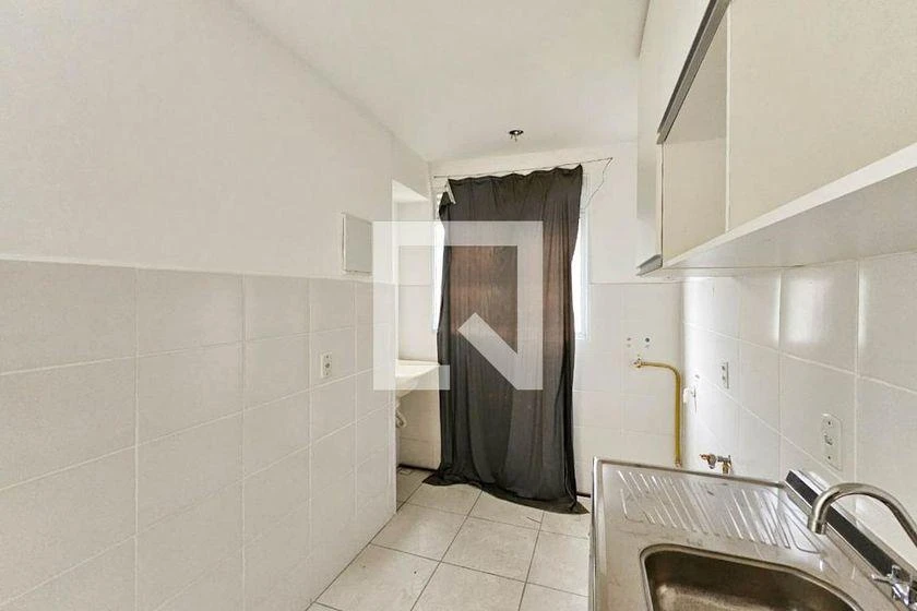2-bedroom apartment in a building with a gym — photo 39
