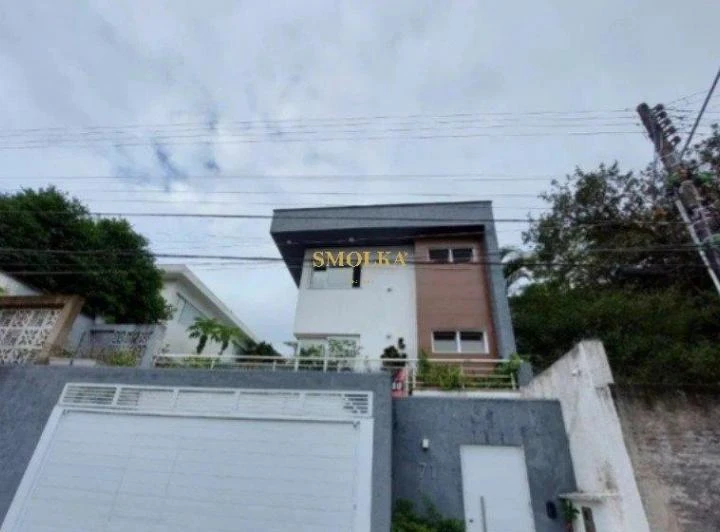 Furnished 320 m² house with 4 bedrooms and 4 bathrooms — photo 8